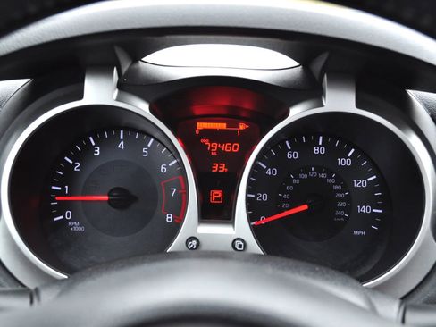 Used 2017 Nissan Juke SV image 10