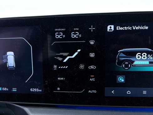 Used 2024 Kia EV9 GT-Line AWD/4WD image 28