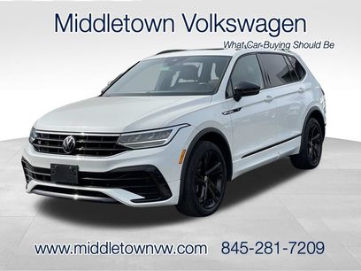 Certified 2023 Volkswagen Tiguan SE R-Line