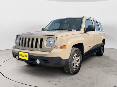 Used 2017 Jeep Patriot Sport w/ Power Value Group FWD image 1