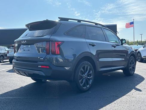Certified 2023 Kia Sorento X-Line EX AWD/4WD image 4