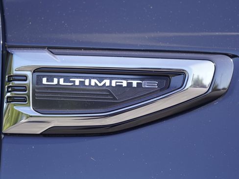 Used 2025 GMC Yukon XL Denali Ultimate AWD/4WD image 43