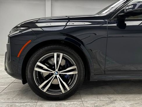Used 2023 BMW X7 xDrive40i w/ Executive Package image 9