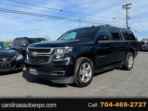 Used 2015 Chevrolet Suburban LT image 1