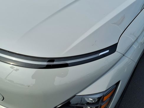 Certified 2024 Hyundai Kona Limited FWD image 11