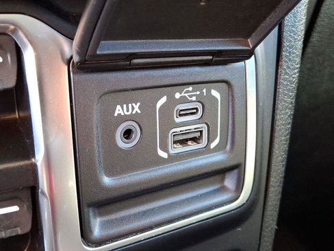 Certified 2024 Jeep Wrangler Unlimited Rubicon image 24