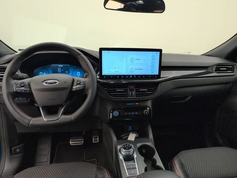 Used 2023 Ford Escape ST-Line Select w/ Tech Pack #2 AWD/4WD image 5