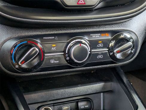 Used 2024 Kia Soul LX w/ Option Group 015 image 16