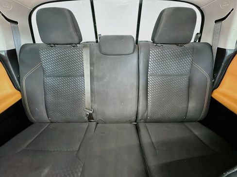 Used 2020 Toyota Tacoma SR5 RWD image 13