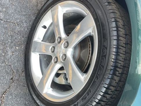 Used 2006 Pontiac Solstice Convertible w/ Premium Package image 9