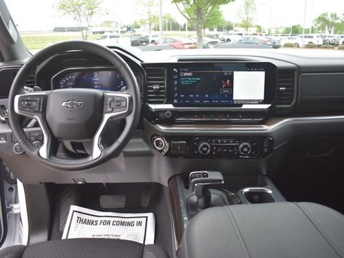 Used 2024 Chevrolet Silverado 1500 LT Trail Boss w/ Convenience Package II AWD/4WD image 21