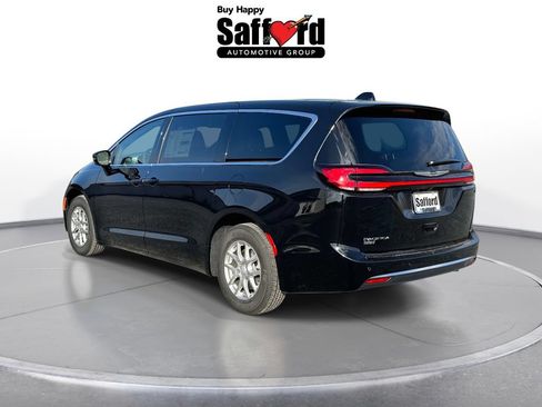 New 2026 Chrysler Pacifica Select FWD image 5