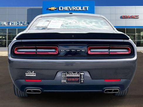 Used 2023 Dodge Challenger SXT RWD image 5
