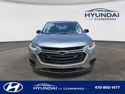Used 2021 Chevrolet Traverse LS FWD image 2