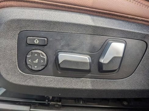 Used 2020 BMW X5 xDrive40i w/ Premium Package AWD/4WD image 14