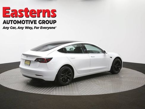 Used 2019 Tesla Model 3 Standard Range RWD image 34