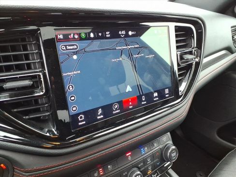 Used 2024 Dodge Durango GT image 20