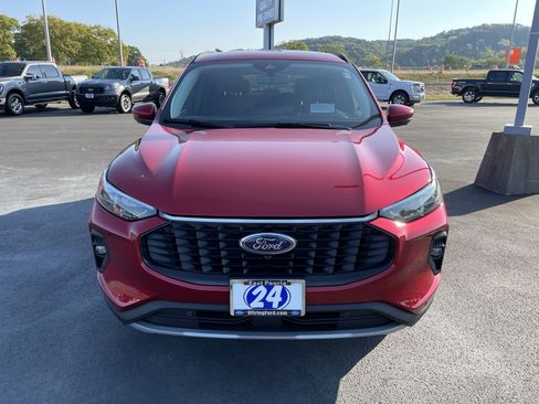 Used 2024 Ford Escape SE w/ PHEV Premium Package image 11