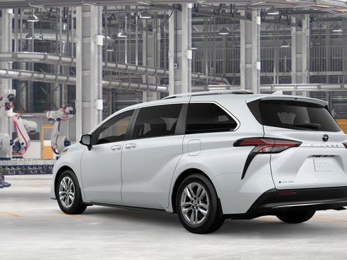 New 2026 Toyota Sienna Limited AWD/4WD image 8
