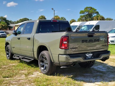 Used 2026 RAM 1500 Big Horn AWD/4WD image 3