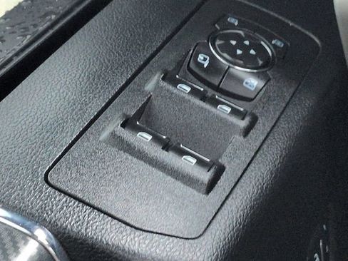 Certified 2018 Ford F150 Lariat w/ Equipment Group 502A Luxury AWD/4WD image 25