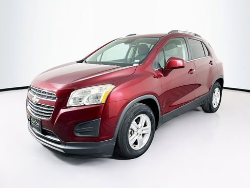 Used 2016 Chevrolet Trax LT image 3