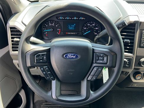 Used 2022 Ford F250 XL w/ Power Equipment Group AWD/4WD image 13