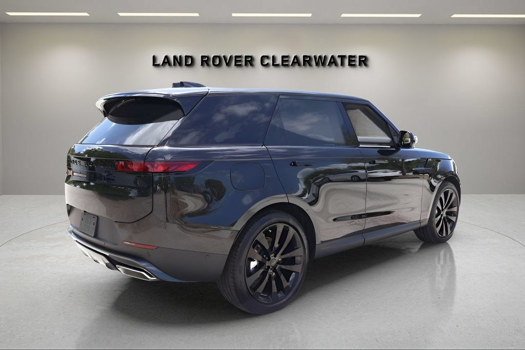 New 2026 Land Rover Range Rover Sport SE AWD/4WD image 5
