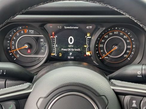 New 2026 Jeep Gladiator Rubicon AWD/4WD image 16