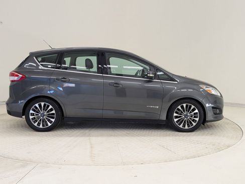 Used 2017 Ford C-MAX Titanium w/ Equipment Group 301A image 7