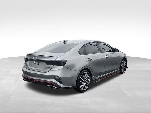 Used 2022 Kia Forte GT image 4