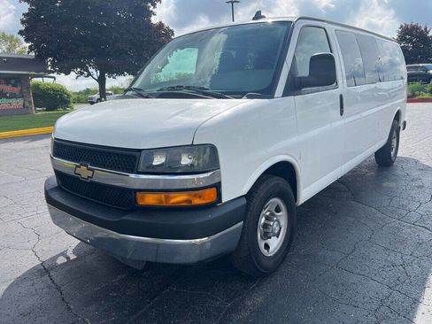 Used 2016 Chevrolet Express 3500 LT w/ LT Preferred Equipment Group image 12