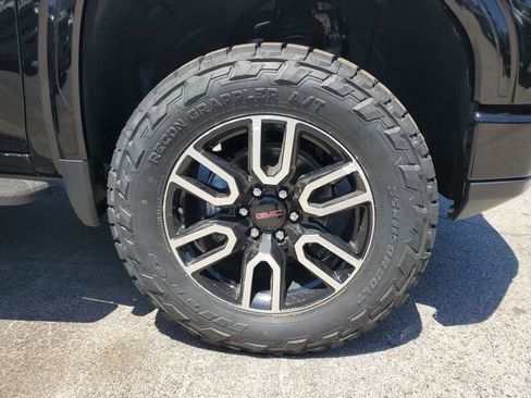 New 2026 GMC Sierra 1500 AT4 w/ AT4 Premium Package AWD/4WD image 6