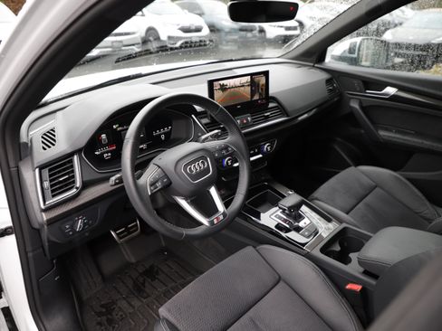 Used 2023 Audi SQ5 Premium Plus w/ Premium Plus Package AWD/4WD image 17
