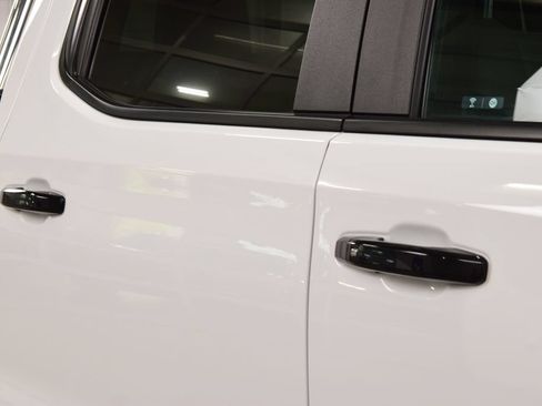 Used 2023 Chevrolet Silverado 1500 ZR2 w/ Technology Package AWD/4WD image 22
