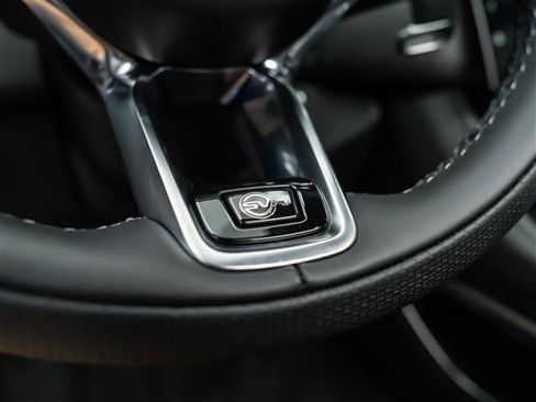 New 2026 Jaguar F-PACE SVR 575 Edition AWD/4WD image 26