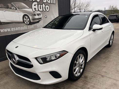 Used 2019 Mercedes-Benz A 220 image 2