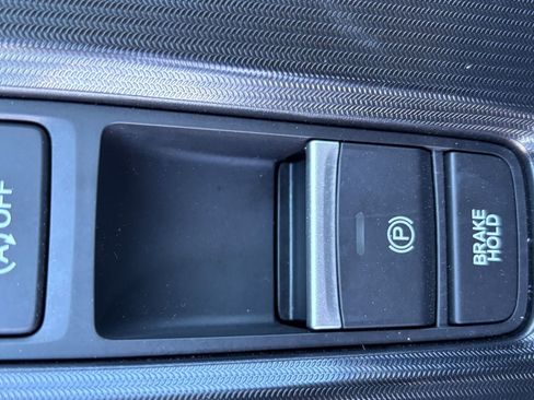 Certified 2024 Honda Civic LX image 32