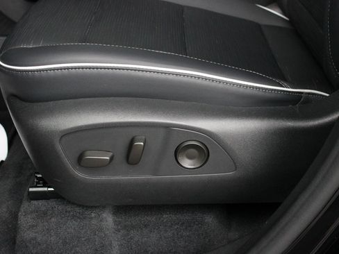 Used 2026 Buick Enclave Sport Touring AWD/4WD image 12