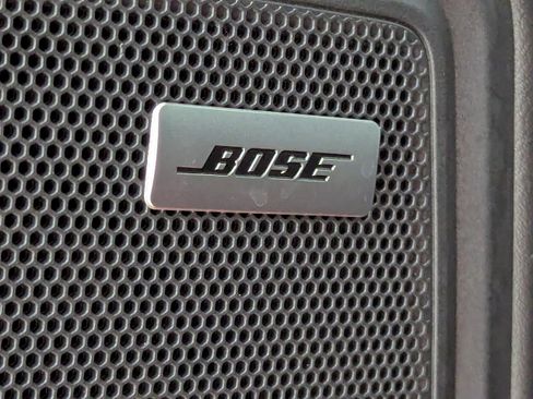 Used 2024 Porsche Macan image 30