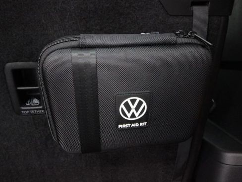 Used 2022 Volkswagen Atlas SEL R-Line image 7