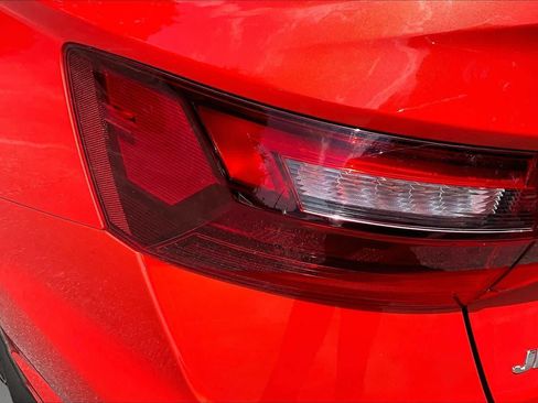 Used 2021 Volkswagen Jetta SE w/ SE Cold Weather Package FWD image 29