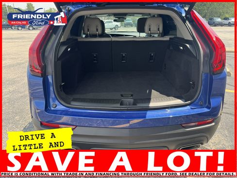 Used 2023 Cadillac XT4 Luxury image 5