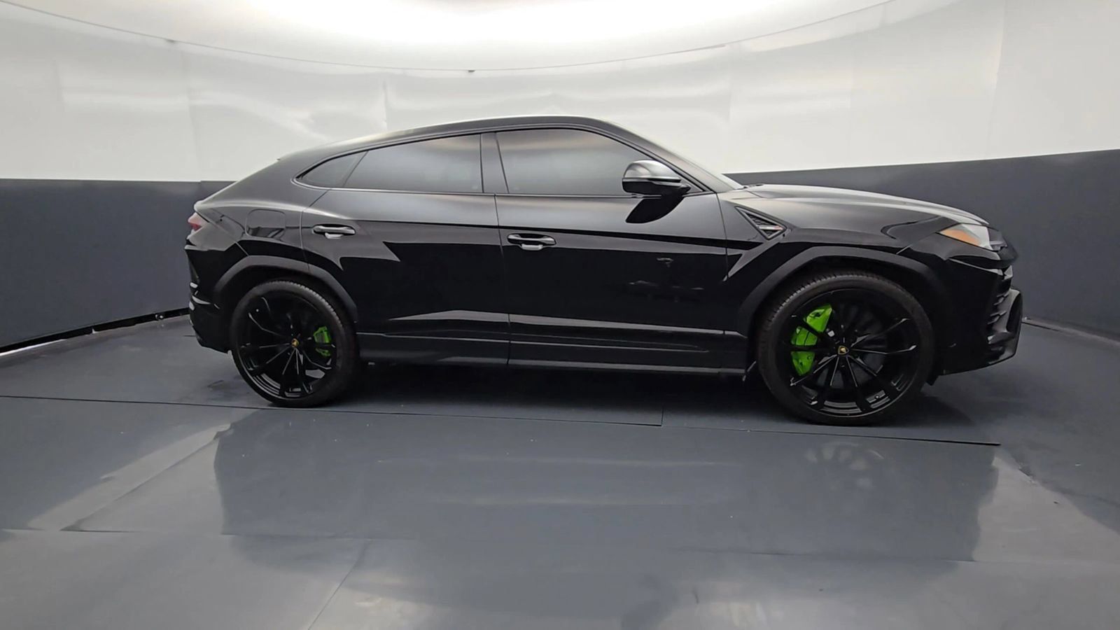 Used 2022 Lamborghini Urus AWD/4WD image 67