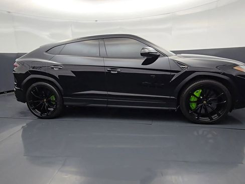 Used 2022 Lamborghini Urus AWD/4WD image 67