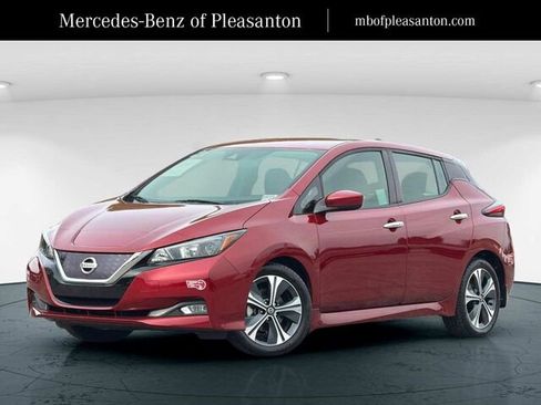 Used 2021 Nissan Leaf SV image 1
