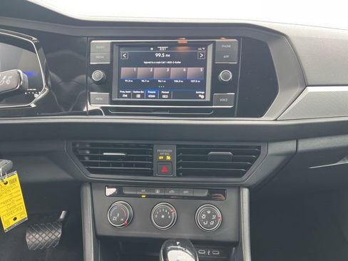 Used 2024 Volkswagen Jetta S image 16