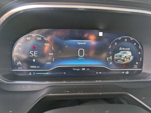 Used 2023 Chevrolet Tahoe Premier RWD image 23