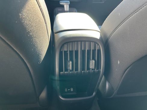 Used 2025 Hyundai Kona SEL image 23