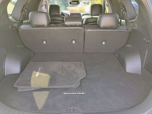 Used 2022 Hyundai Santa Fe SEL w/ Convenience + Premium Package image 18